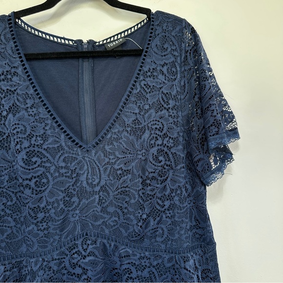 Navy Blue Lace V Neck Short Sleeve Fitted Dress Lined Size 14 - Picture 4 of 8